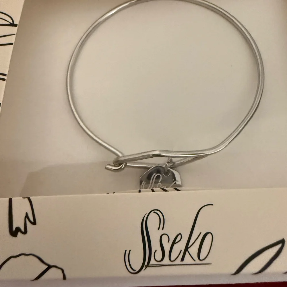 Seiko • Silver Charm Bracelet • NWT • Polished Shine
